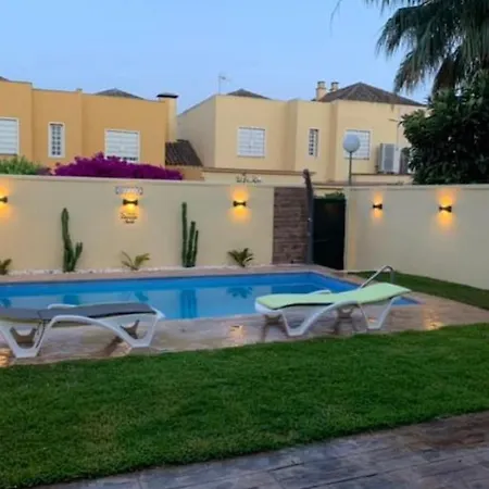 別荘 Vive Jerez Casa De Lujo Con Piscina Y Barbacoa En La Mejor Zona De *