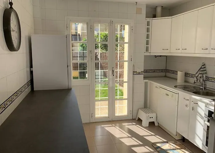 Vive Jerez Casa De Lujo Con Piscina Y Barbacoa En La Mejor Zona De Holiday home Jerez de la Frontera