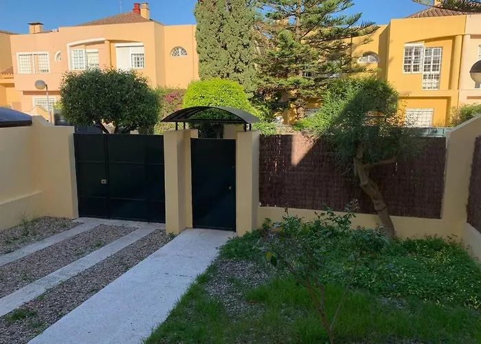 Vive Jerez Casa De Lujo Con Piscina Y Barbacoa En La Mejor Zona De Holiday home